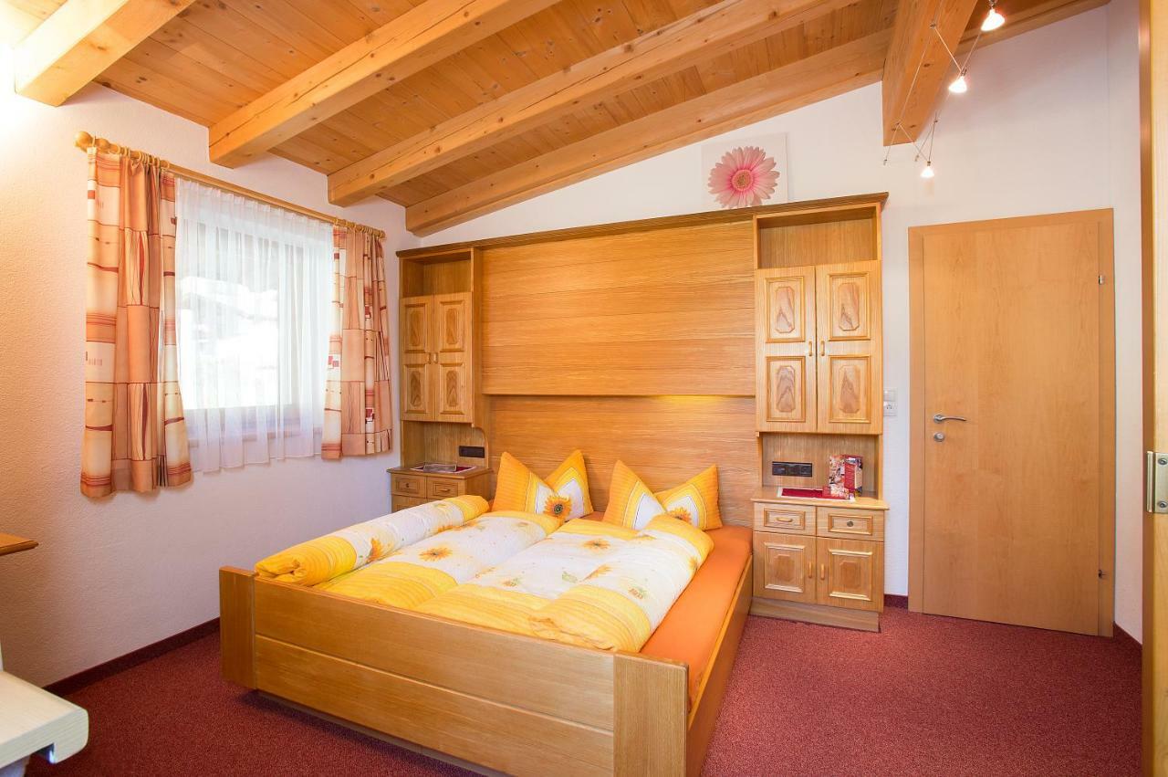 Haus Alois Bed and Breakfast Sölden Eksteriør billede